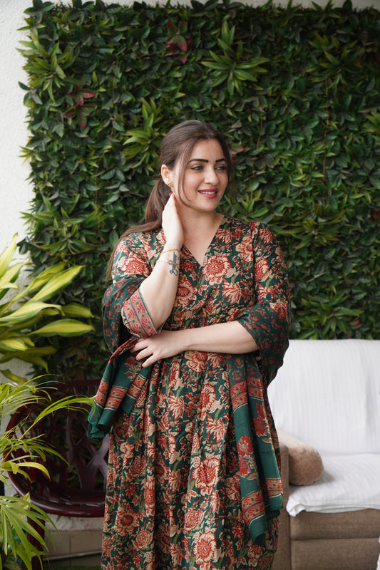 Saacha Castleton Green Cotton Suit Set With Dupatta