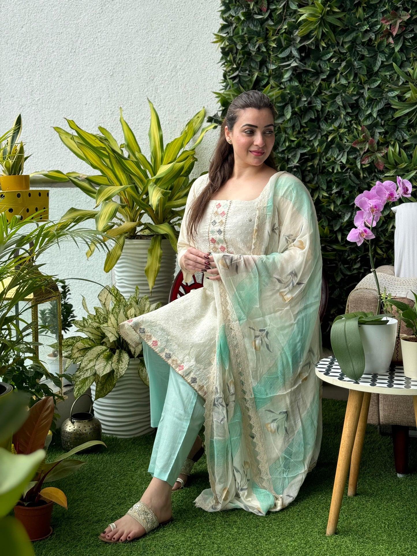 Saacha Hakoba Kurti With Chiffon Dupatta