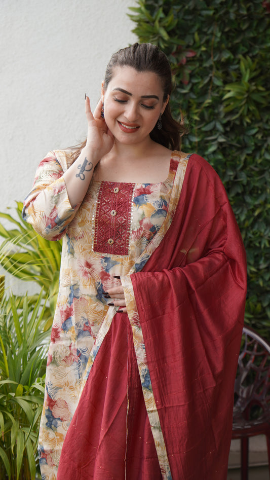 Saacha Red Floral With Chiffon Dupatta