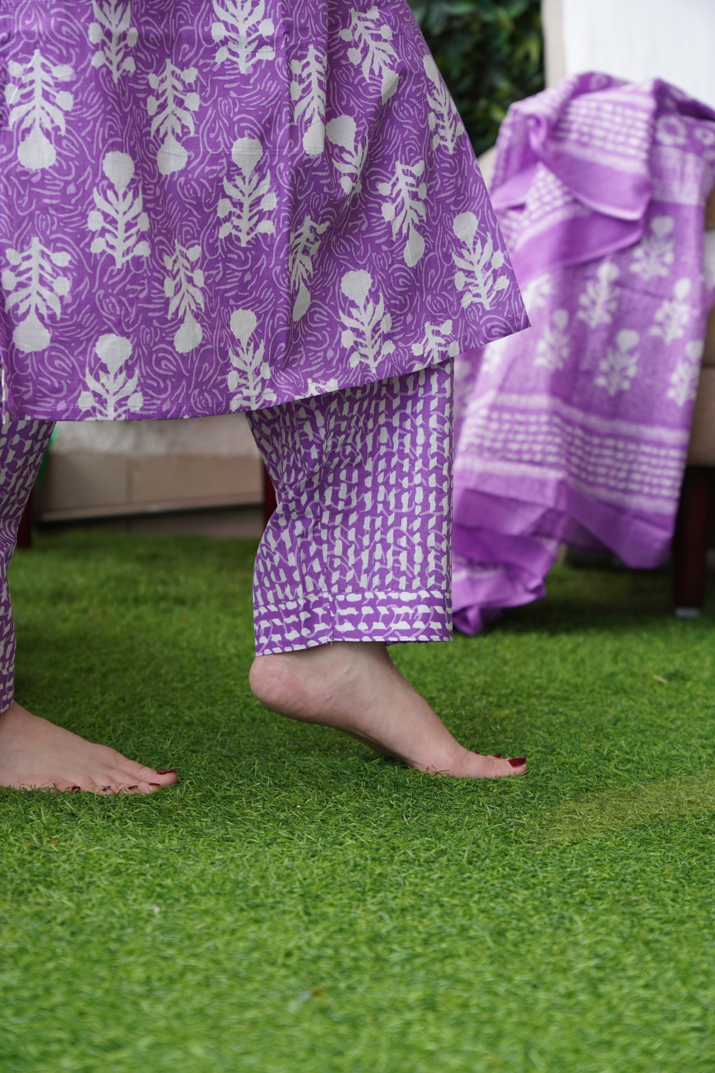 Saacha Floral Purple Cotton Kurti Set Wit Dupatta