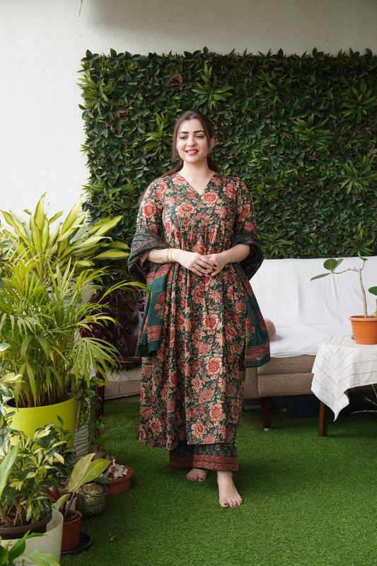 Saacha Castleton Green Cotton Suit Set With Dupatta