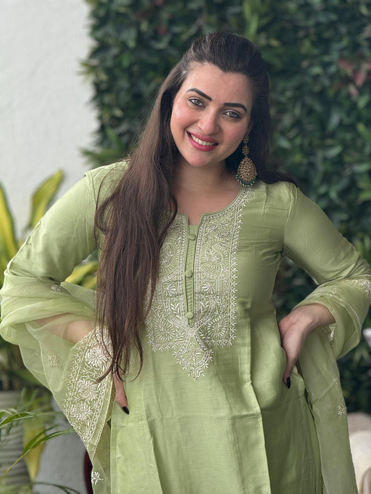 Saacha Pistachio Kurti With  Organza Dupatta